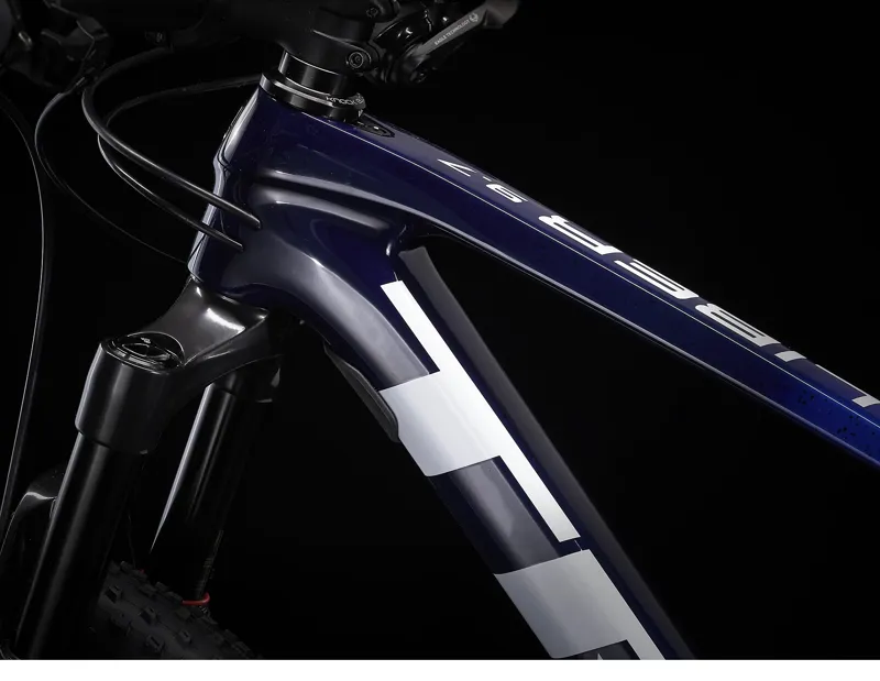 2022 Trek Procaliber 9.7 XC Mountain Bike in Navy Smoke to Alpine Blue-2